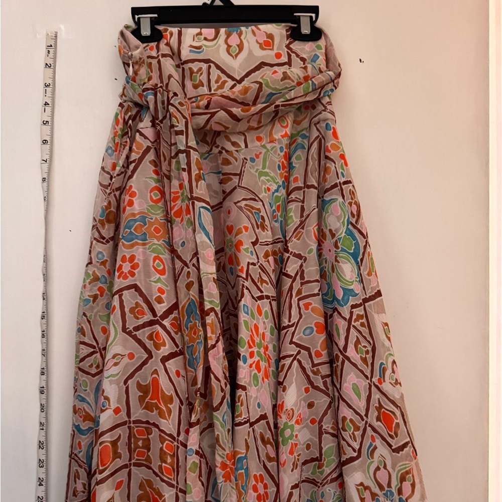 Diane Von Furstenberg Multicolor Floral High-Low Skirt, 100% Silk Shell - Picture 2 of 12